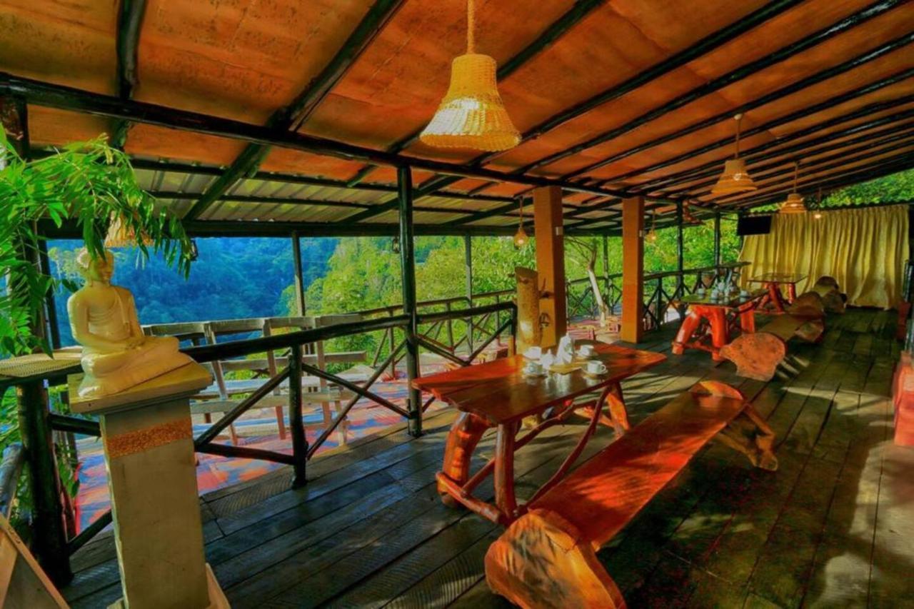 Hilltop Wood Lodge Ella Extérieur photo